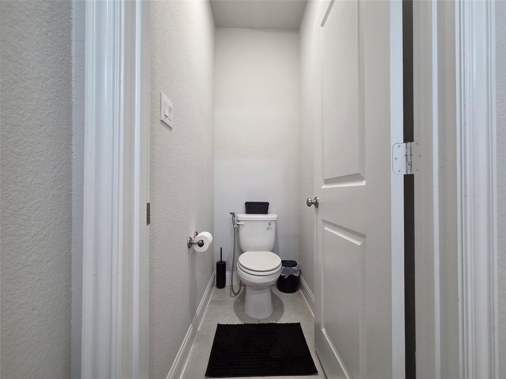 2918 Woodland Ct - image 14