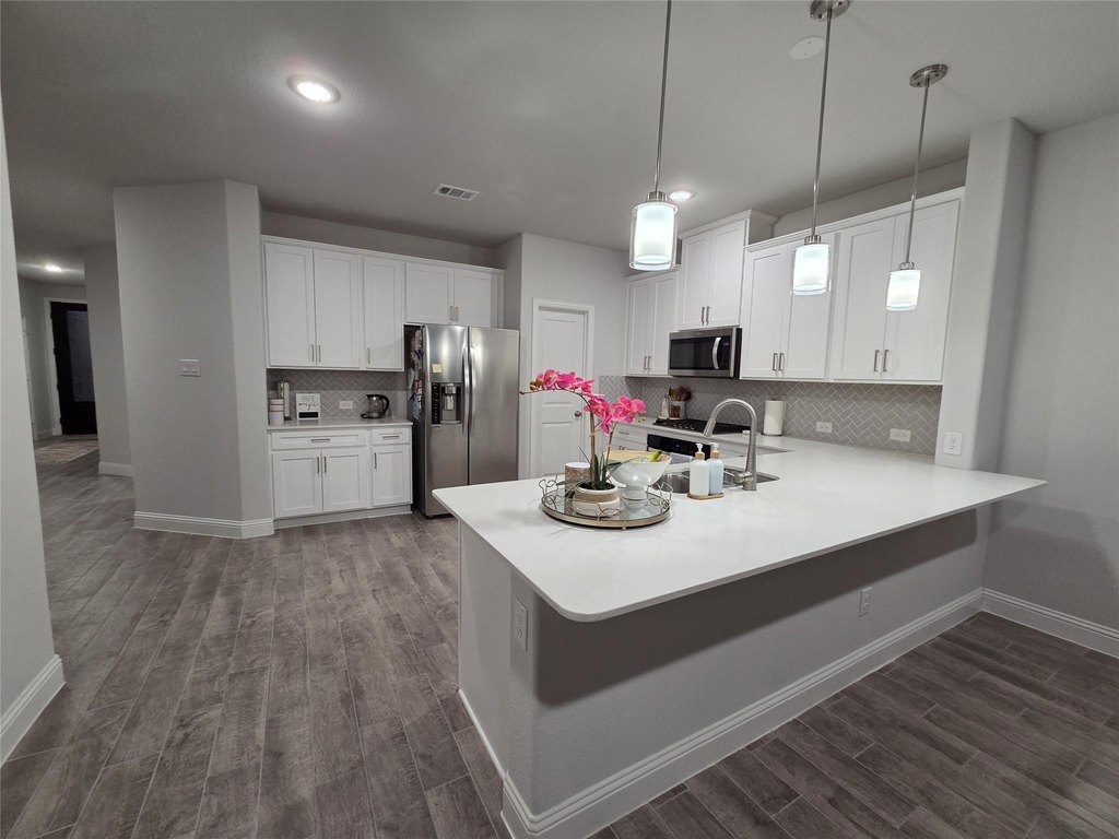 2918 Woodland Ct - image 5