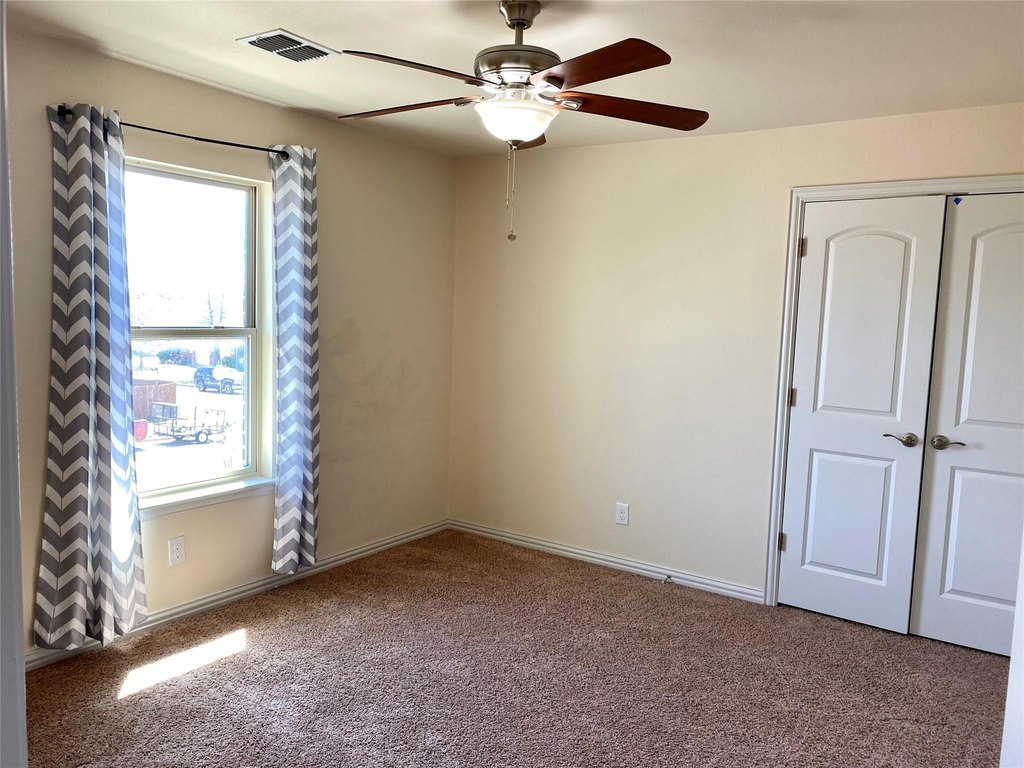 621 Fleming St - image 21