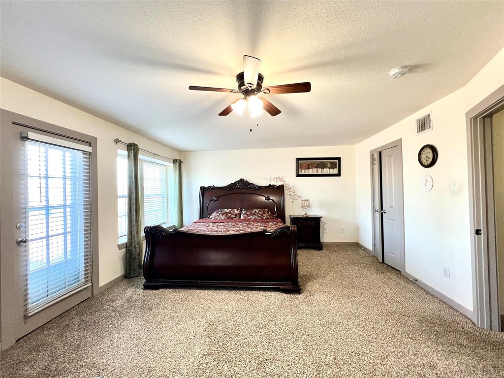 12607 Bay Ave - image 15