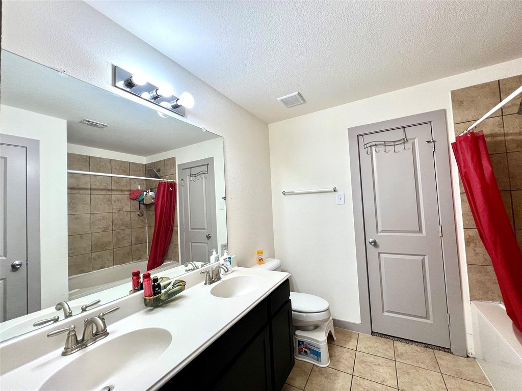 12607 Bay Ave - image 17