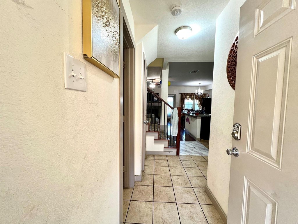 12607 Bay Ave - image 2