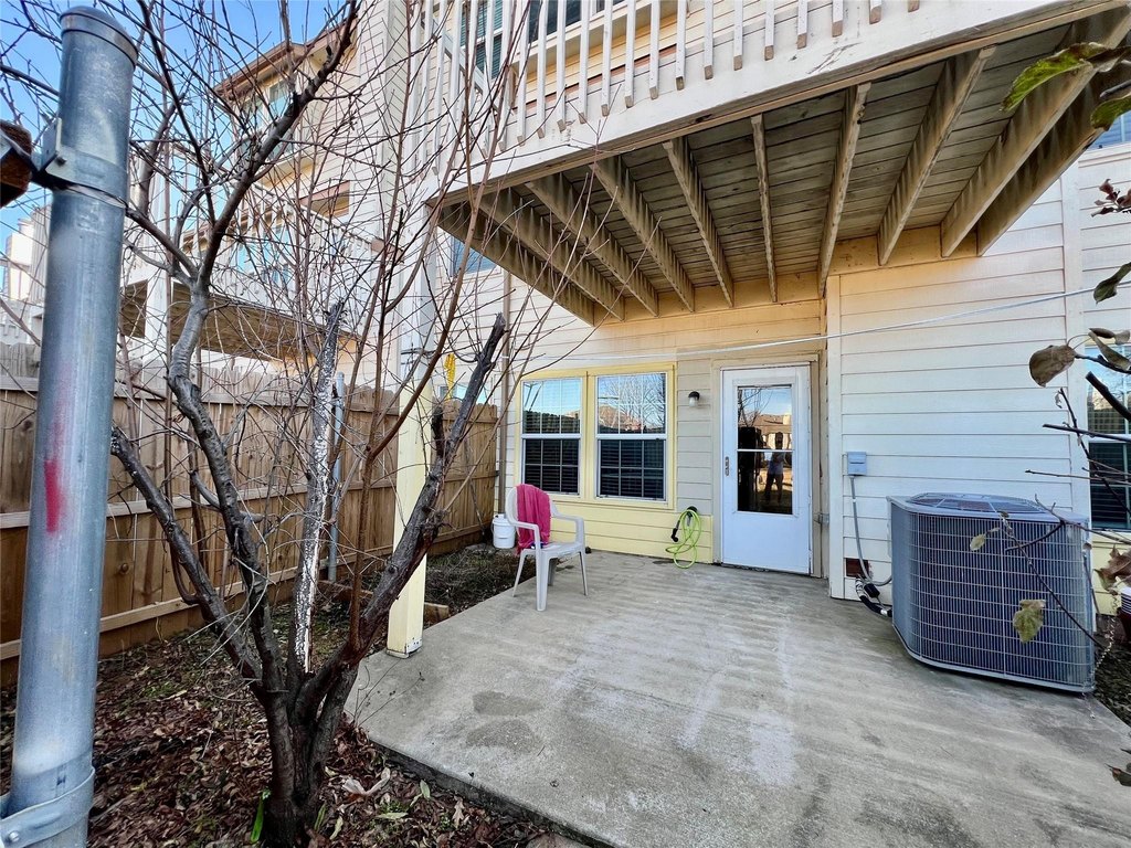 12607 Bay Ave - image 23