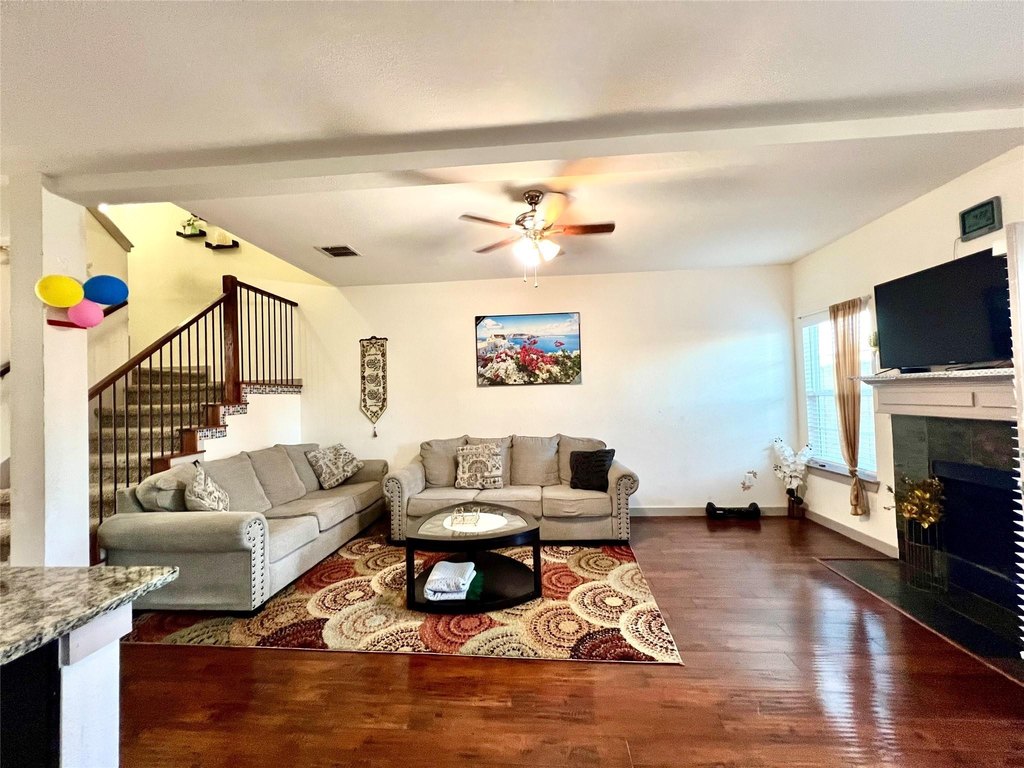 12607 Bay Ave - image 4