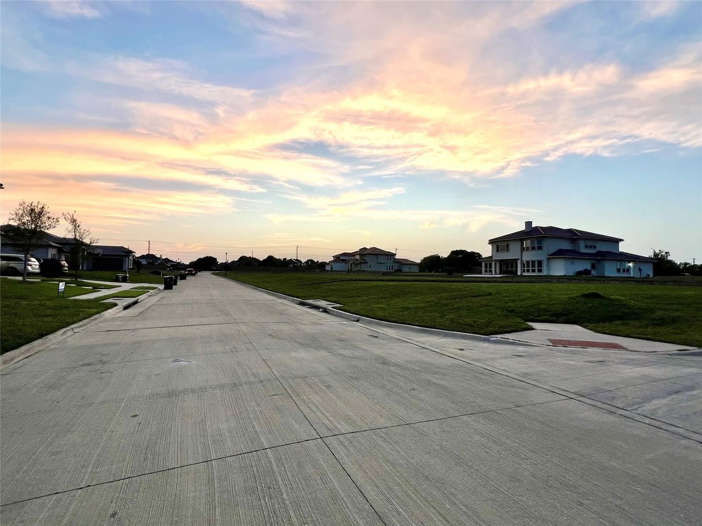 200 Osman Dr - image 2